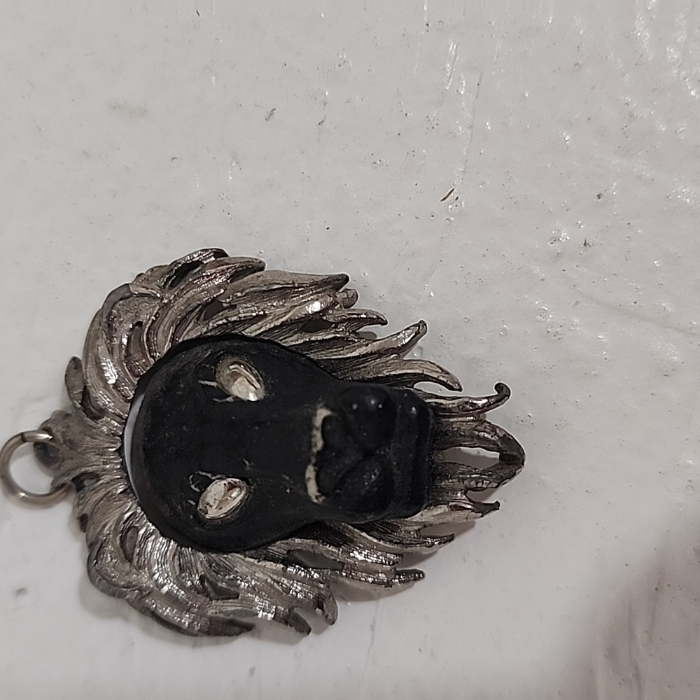 Signed Luca Razza Silver Tone and Black Lion Pendant - Picture 7 of 8